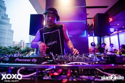 XOXO Pool Party at Compass SkyView Hotel — photo 32