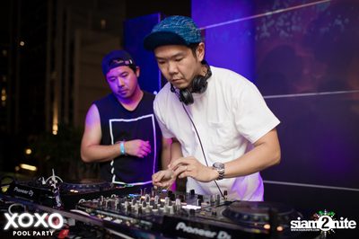 XOXO Pool Party at Compass SkyView Hotel — photo 70