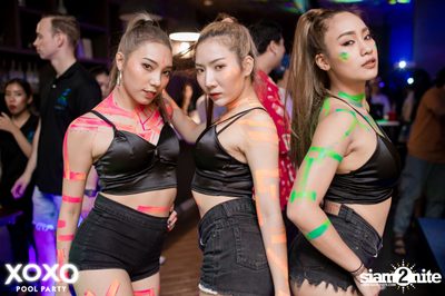 XOXO Pool Party at Compass SkyView Hotel — photo 100