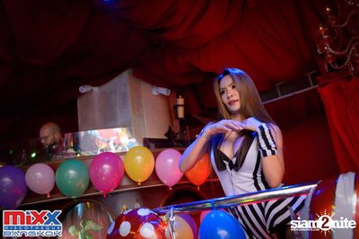Sugar n Cream at MIXX Bangkok — photo 30
