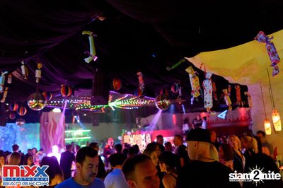 Sugar n Cream at MIXX Bangkok — photo 48