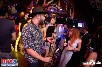 Sugar n Cream at MIXX Bangkok — photo 69