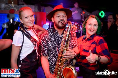 Sugar n Cream at MIXX Bangkok — photo 97