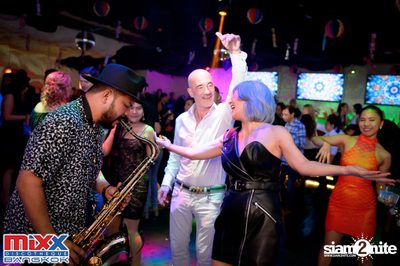 Sugar n Cream at MIXX Bangkok — photo 110
