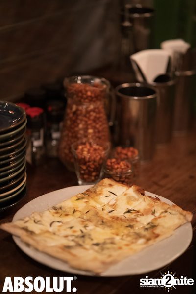 4th Anniversary at Le Café des Stagiaires — photo 10
