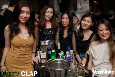 Dirty Bar presents Y2K Party — photo 9