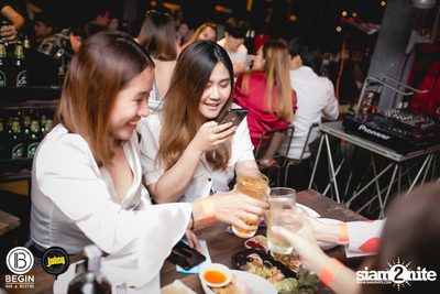 อิ้งค์ วรันธร ที่ บีกิน บาร์ — photo 39