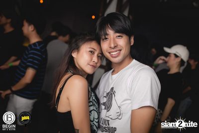 อิ้งค์ วรันธร ที่ บีกิน บาร์ — photo 225