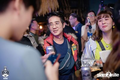 4th Anniversary with 2002 Ratree at AINU Bar — photo 17
