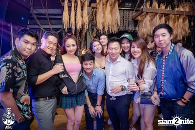4th Anniversary with 2002 Ratree at AINU Bar — photo 19