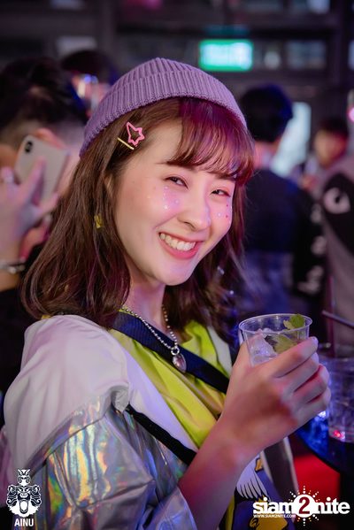 4th Anniversary with 2002 Ratree at AINU Bar — photo 63