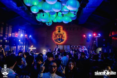 4th Anniversary with 2002 Ratree at AINU Bar — photo 70