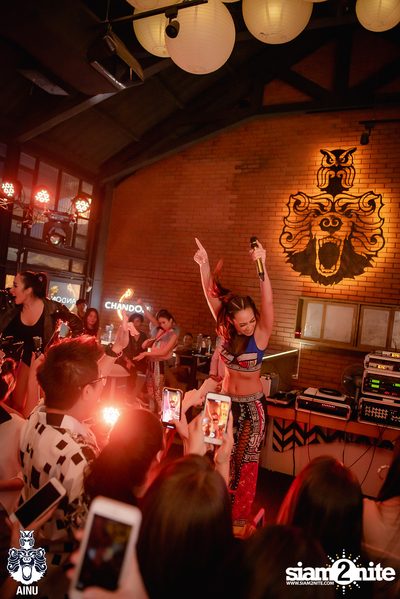 4th Anniversary with 2002 Ratree at AINU Bar — photo 183