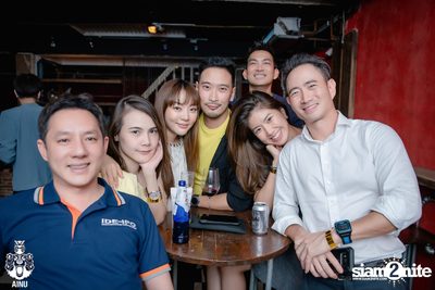 4th Anniversary with 2002 Ratree at AINU Bar — photo 210