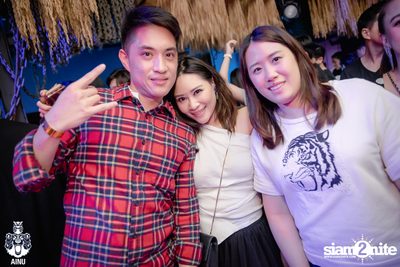 4th Anniversary with 2002 Ratree at AINU Bar — photo 238
