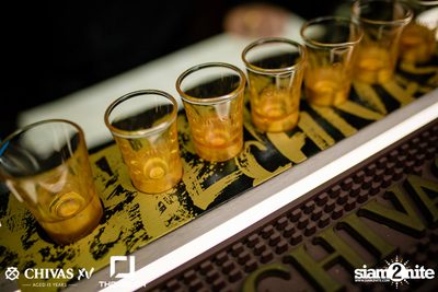 Oat Pramote at Thonglor Bar & Bistro — photo 17