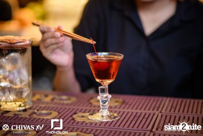 Oat Pramote at Thonglor Bar & Bistro — photo 21