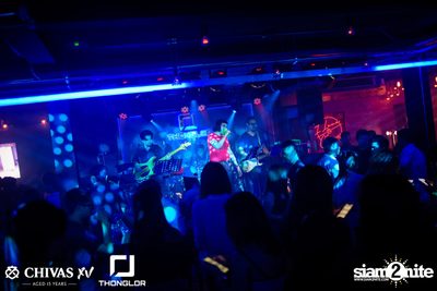 Oat Pramote at Thonglor Bar & Bistro — photo 55