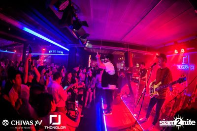 Oat Pramote at Thonglor Bar & Bistro — photo 70