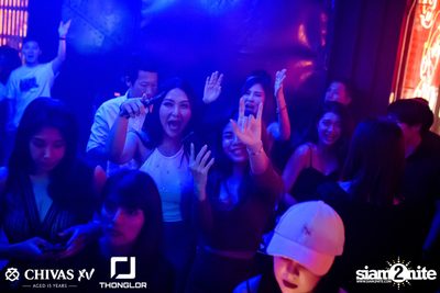 Oat Pramote at Thonglor Bar & Bistro — photo 79