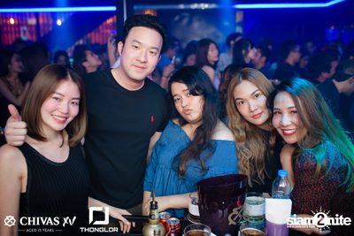 Oat Pramote at Thonglor Bar & Bistro — photo 84
