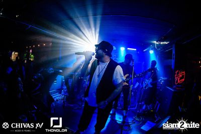 Oat Pramote at Thonglor Bar & Bistro — photo 86