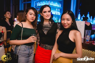 Saturdays with the BKK Invaders ft. DJ Niko Yu ที่ เดอะคลับคอย — photo 35