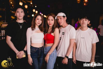 Saturdays with the BKK Invaders ft. DJ Niko Yu ที่ เดอะคลับคอย — photo 41