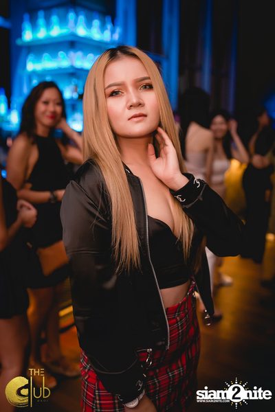 Saturdays with the BKK Invaders ft. DJ Niko Yu ที่ เดอะคลับคอย — photo 43