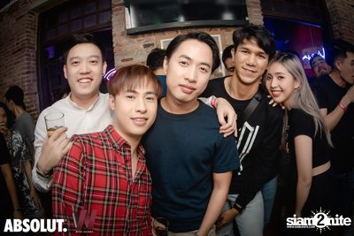 Trasher: Hey Gu Ok at Wine Bridge Plus — photo 73