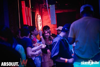 Trasher: Hey Gu Ok at Wine Bridge Plus — photo 97