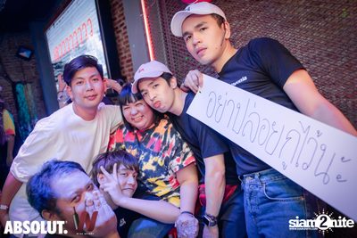 Trasher: Hey Gu Ok at Wine Bridge Plus — photo 111