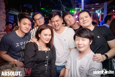 Trasher: Hey Gu Ok at Wine Bridge Plus — photo 124