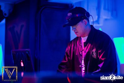 Saturday Night at V Nightclub — photo 80