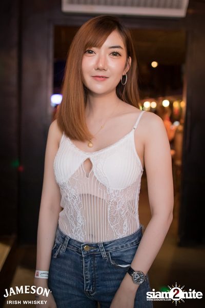 Earth Patravee x Ink Waruntorn x Bean Napasson at Warmup Cafe Chiangmai — photo 6