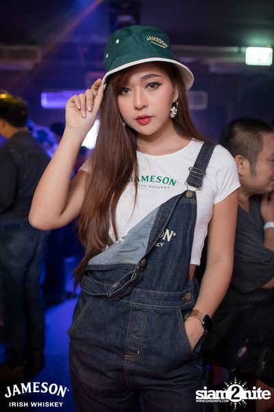 Earth Patravee x Ink Waruntorn x Bean Napasson at Warmup Cafe Chiangmai — photo 9