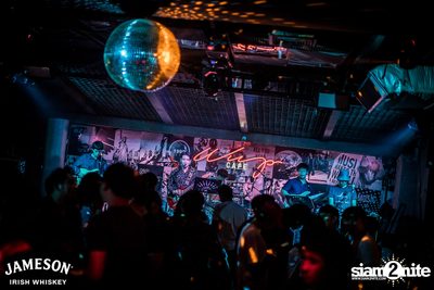 Earth Patravee x Ink Waruntorn x Bean Napasson at Warmup Cafe Chiangmai — photo 10