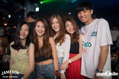 Earth Patravee x Ink Waruntorn x Bean Napasson at Warmup Cafe Chiangmai — photo 11