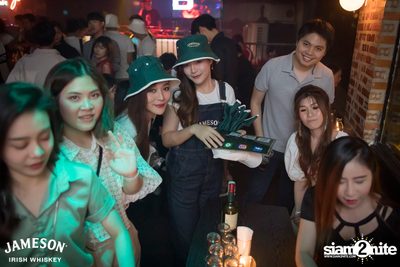 Earth Patravee x Ink Waruntorn x Bean Napasson at Warmup Cafe Chiangmai — photo 17