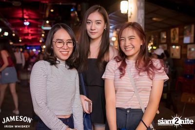 Earth Patravee x Ink Waruntorn x Bean Napasson at Warmup Cafe Chiangmai — photo 42