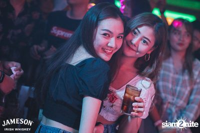 Earth Patravee x Ink Waruntorn x Bean Napasson at Warmup Cafe Chiangmai — photo 59