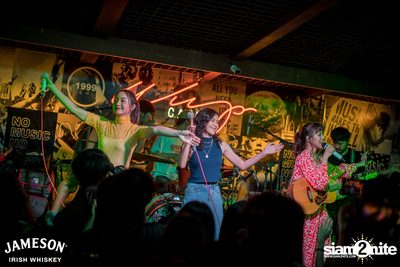 Earth Patravee x Ink Waruntorn x Bean Napasson at Warmup Cafe Chiangmai — photo 125