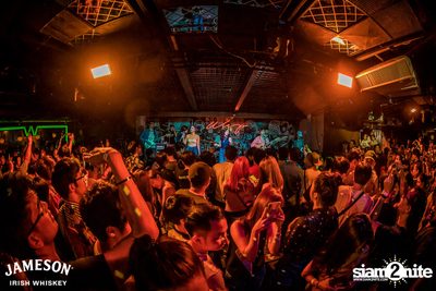 Earth Patravee x Ink Waruntorn x Bean Napasson at Warmup Cafe Chiangmai — photo 129