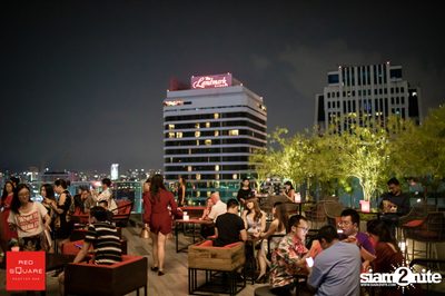 Lady in Red ที่ เรดสแควร์ รูฟท็อป บาร์ — photo 88