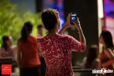 Lady in Red ที่ เรดสแควร์ รูฟท็อป บาร์ — photo 93