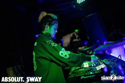 SWAY Birthday Party [October] | ทองหล่อ — photo 9