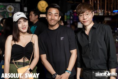 SWAY Birthday Party [October] | ทองหล่อ — photo 12
