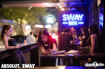 SWAY Birthday Party [October] | ทองหล่อ — photo 37