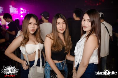 Youngohm x FIIXD at FunFact | Soi Mahadthai — photo 25