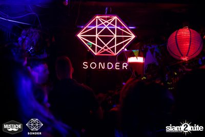 SONDER - NEON in the Jungle ft. Coran x Neil Thorpe x Nukier ที่ มัสแตช แบงค็อก — photo 4